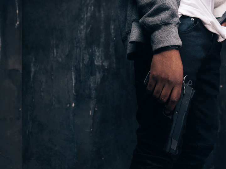 Pria Bersenjata Sandera Dua Orang di Prancis