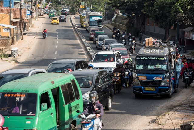 Nagreg Tersendat Sejak Rabu Pagi