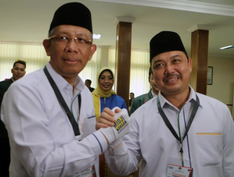Wali Kota Pontianak Sutarmidji (kiri) dan Bupati Mempawah Ria