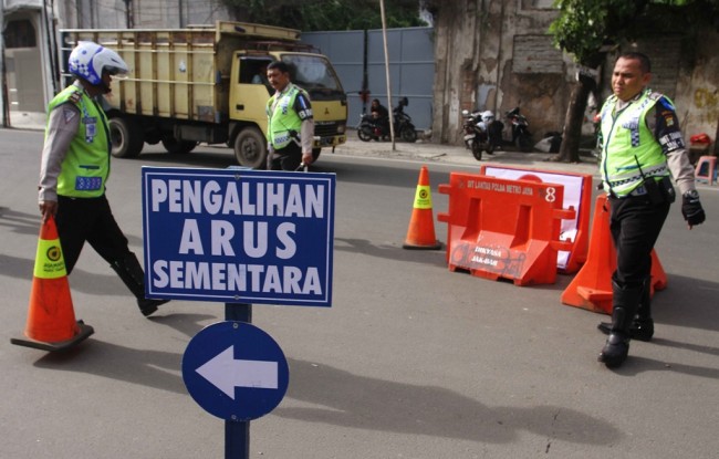 Polisi Terapkan Rekayasa Lalu Lintas di Malam Takbiran