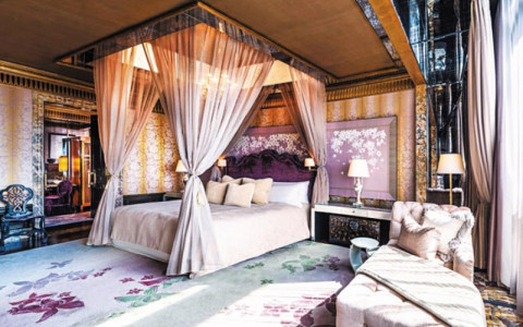 Kamar President Suite di Hotel St Regist yang diyakini diinapi
