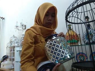 Stoples Lukis Laris Jelang Lebaran