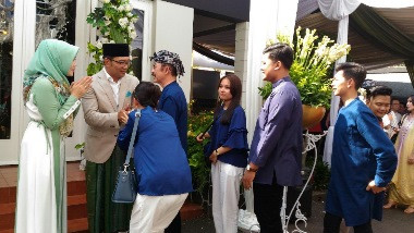 <i>Open House</i>, Warga Antre di Rumah Kontrakan Ridwan Kamil