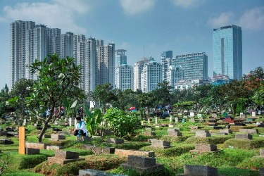 Berkah di Makam saat Lebaran
