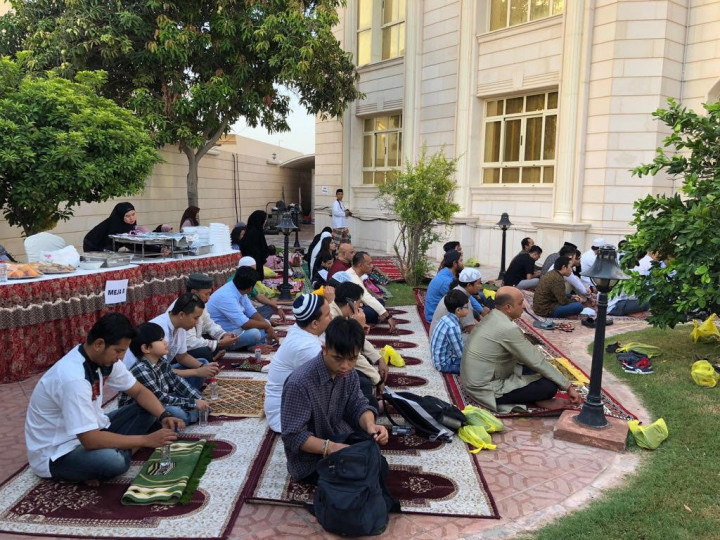 Meriahnya Salat Id di KBRI Abu Dhabi