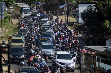 Padat, Lingkar Luar Nagreg Berlaku Sejalur