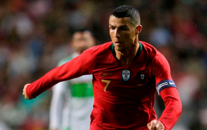 Ronaldo Bawa Portugal Unggul atas Spanyol