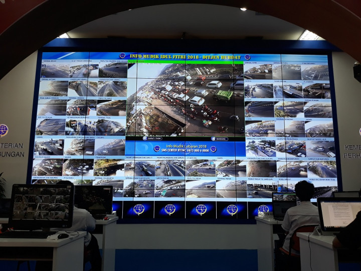 Nagreg Arah Garut Macet Hingga 15 KM