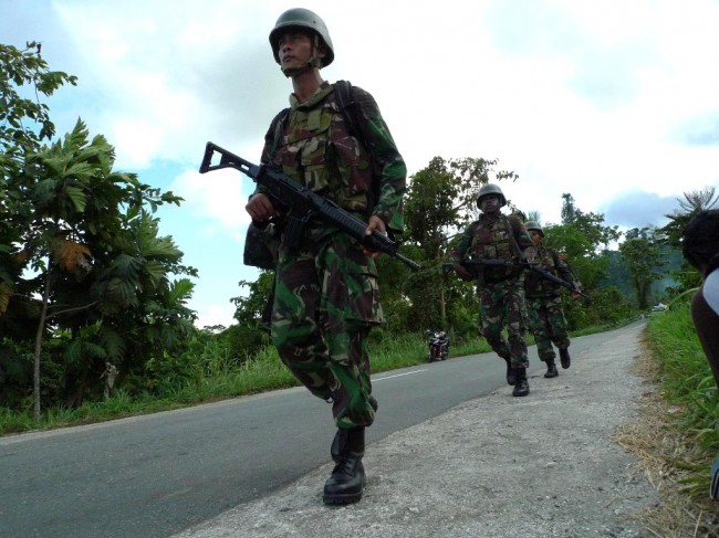 Seorang Anggota TNI Ditembak Kelompok Bersenjata di Papua