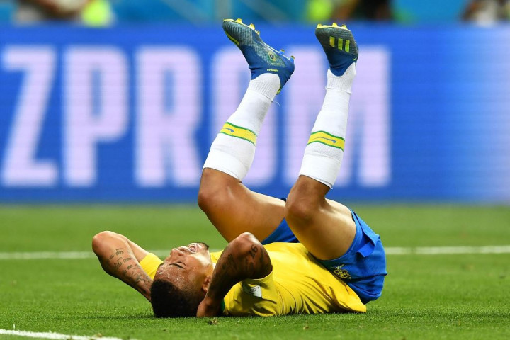 Gabriel Jesus Pasrah tak Diberi Penalti Lawan Swiss