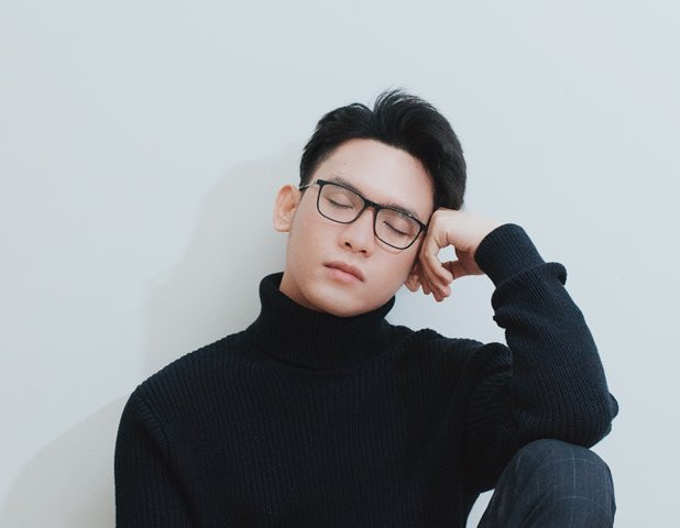 Penelitian tersebut menyimpulkan bahwa durasi tidur yang lebih pendek dan efisiensi tidur yang lebih rendah berkaitan dengan peningkatan penumpukan lemak secara keseluruhan dan perut. (Foto: Berwin Coroza/Unsplash.com)