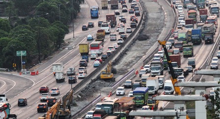 <i>Contra Flow</i> Diberlakukan di Tol Cikampek Arah Jakarta
