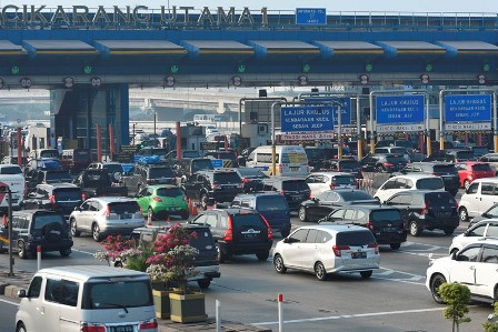 Strategi Polri Mengatasi Macet Tol Cikarut saat Arus Balik