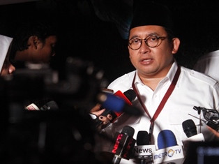 Fadli: Pelantikan Iriawan Hanya Dagelan Politik Pemerintah