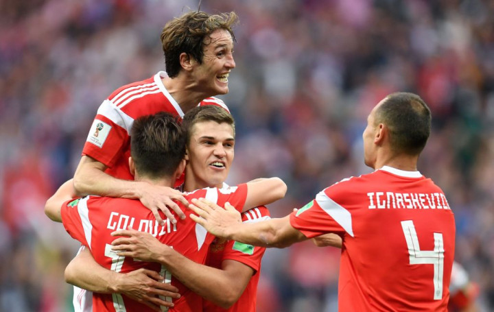 Hancurkan Mesir, Rusia Jadi Tim Pertama Lolos ke Babak 16-Besar