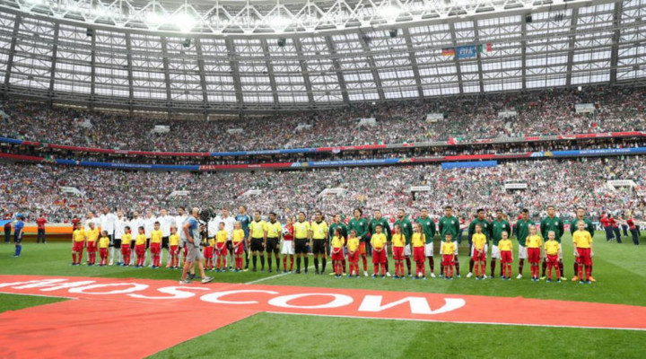 FIFA Denda Meksiko Akibat Nyanyian Diskriminatif Suporter