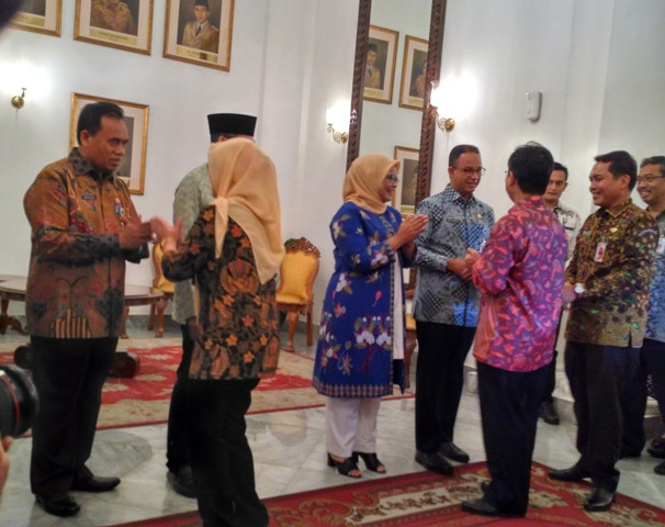 Anies-Sandi Gelar Halalbihalal di Balai Kota