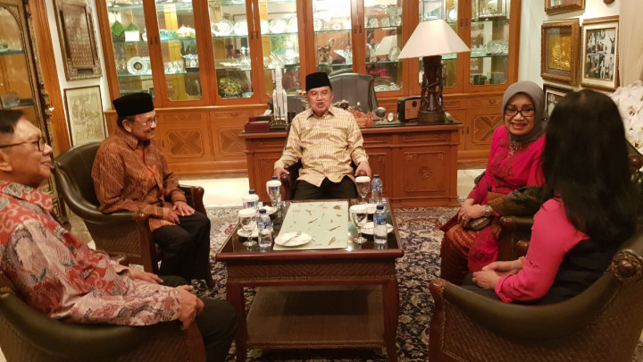 Kalla Silaturahmi ke Habibie