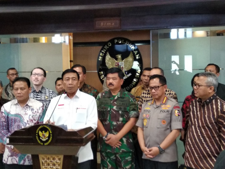 Menkopolhukam Tegaskan Pelantikan Iriawan tak Melanggar UU