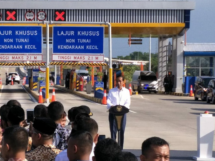 Jokowi Resmikan Tol Gempas Seksi II