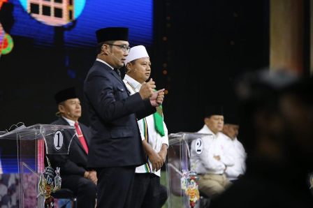 Pasangan Rindu Janji 'Kirim' Dokter untuk Warga Jabar