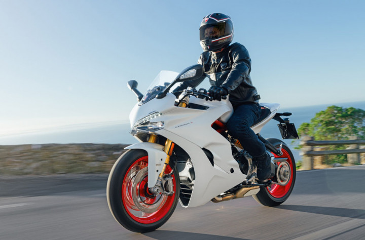 Berpotensi Terbakar, Ducati Recall Supersport dan Supersport S