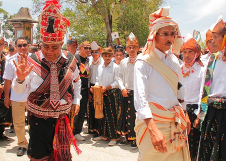 Janji Esthon-Chris di Bidang Pendidikan dan Kesehatan