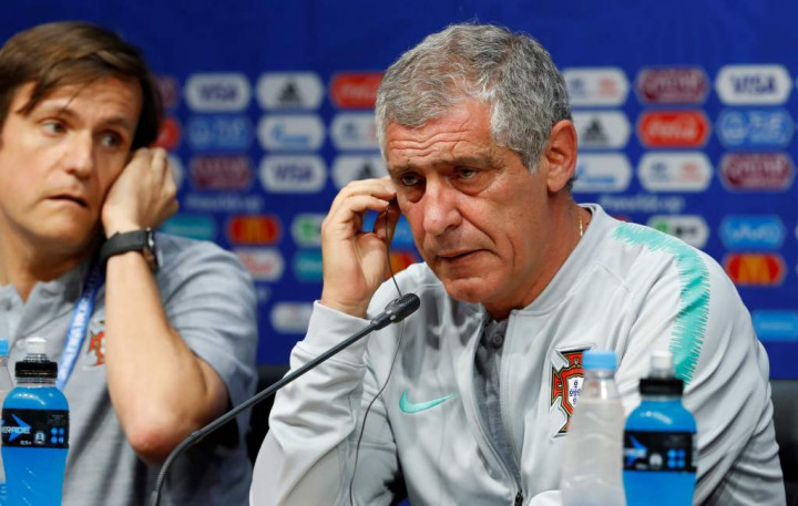 Jumpa Iran, Santos tak Ingin Bebankan Ronaldo