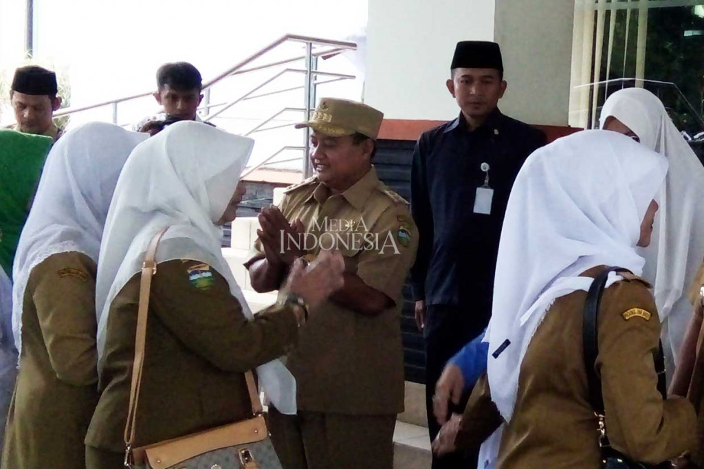 Pertama Masuk Kerja, Uu Gelar Halalbihalal