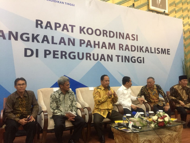 Menristekdikti Tetapkan Pedoman Penanganan Dosen Radikal