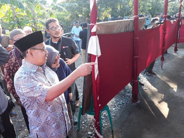 Datangi TPS di Brebes, Sudirman Said Ajak Warga Gunakan Hak Pilih