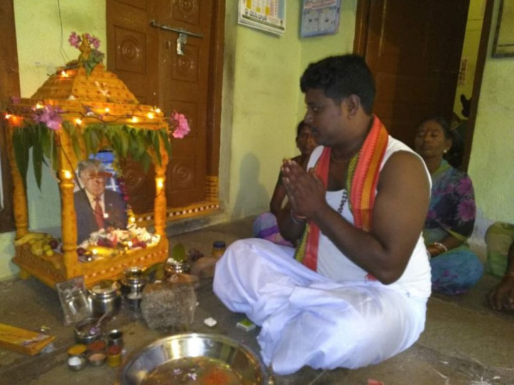 Dianggap Dewa, Pria India Puja Trump