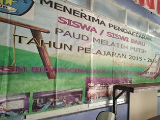 Guru dan Orang Tua Siswa Kukuh Pertahankan PAUD di Rusun Bidara Cina