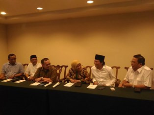 Sudirman-Ida: Ini Baru Koma, Bukan Titik!