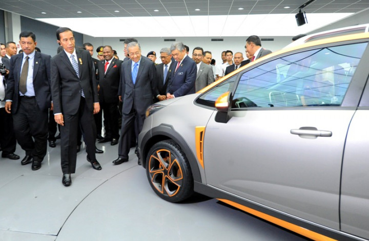 Tiba di Jakarta, Mahathir Akan Dijemput Presiden Jokowi