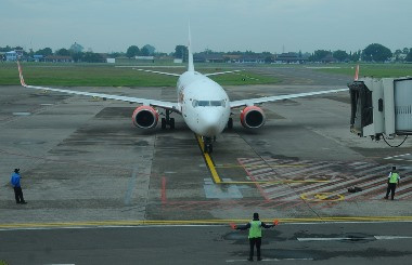 Penerbangan Dari dan Menuju Bali di Bandara Adi Soemarmo Dibatalkan