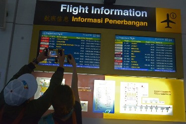 Penumpang Domestik Bandara Bali Memilih Bus Gratis