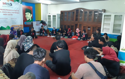 Sanggar Balai Pustaka di Ruang Hamka, Gedung Balai Pustaka,