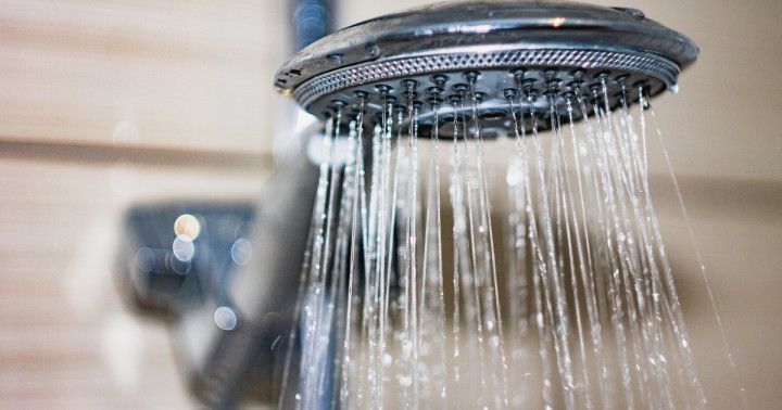 5 Manfaat Mandi Air Hangat bagi Kesehatan