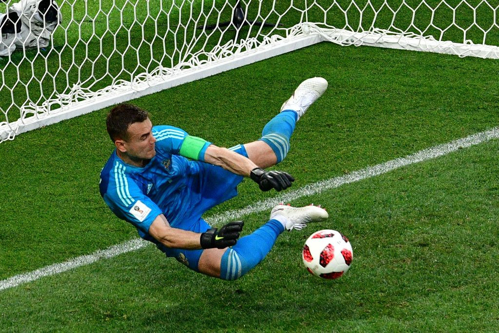 Igor Akinfeev (AFP PHOTO / Mladen ANTONOV)