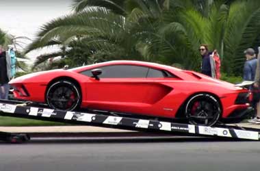 Justin Bieber Pamer Lamborghini Aventador S Baru