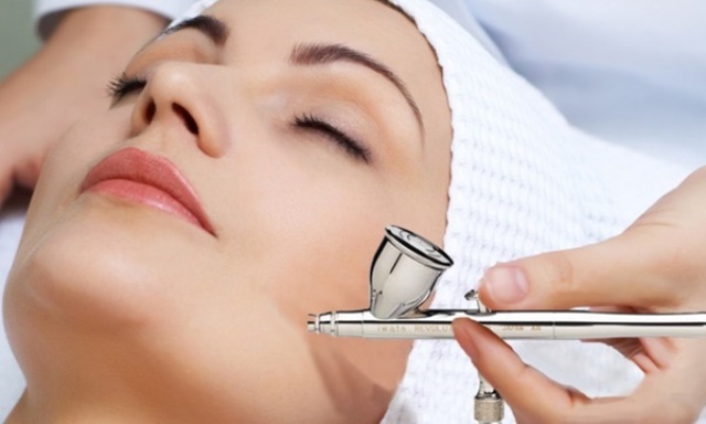 <i>Facial</i> <i>Oxygen</i>, <i>Treatment</i> Kecantikan ala Artis Hollywood