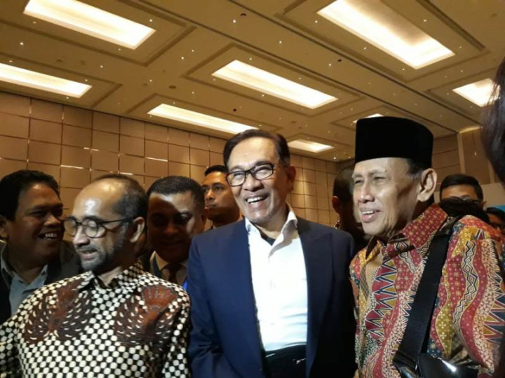 Diprediksi Jadi PM Malaysia, Anwar Tetap Tak Ragukan Mahathir