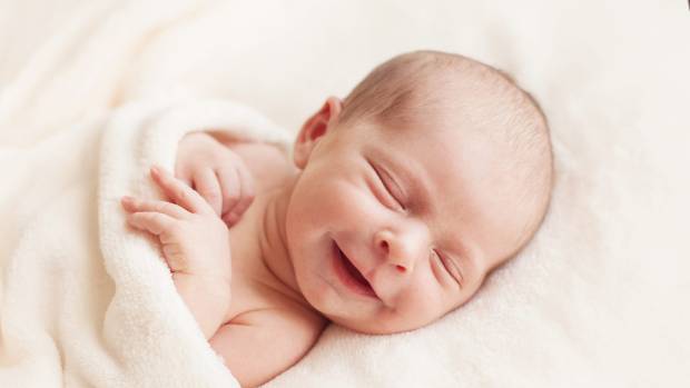 Ketahui Stimulasi yang Baik untuk Bayi Usia Kurang dari Satu Bulan