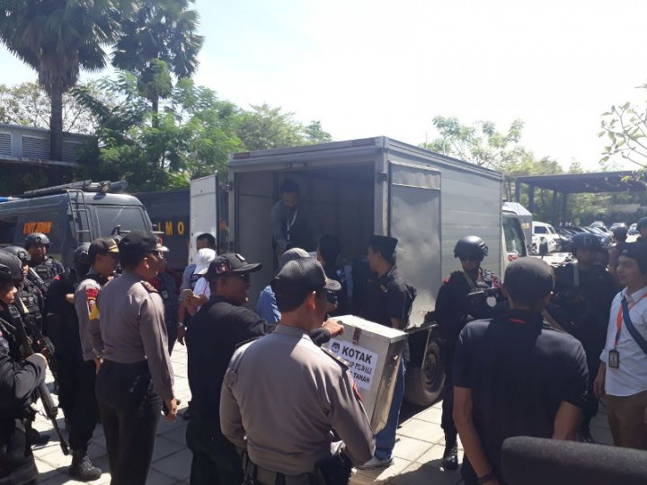 Polisi Kawal Ketat Rekapitulasi Suara di Makassar