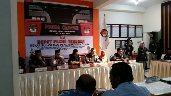 Khofifah-Emil Menang Tipis di Malang