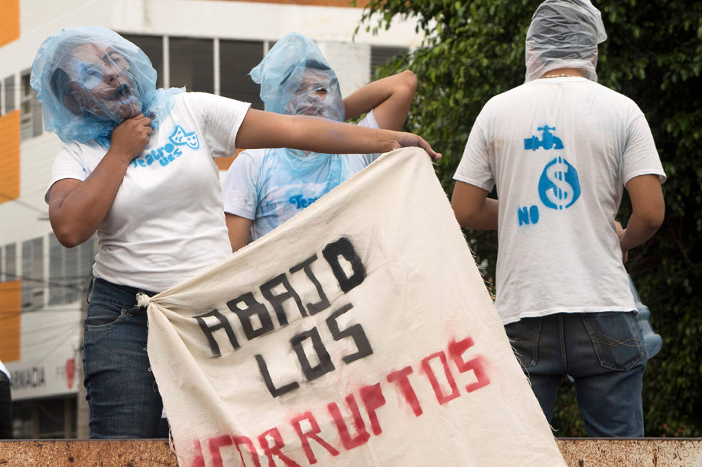 Tolak Privatisasi Air, Warga El Salvador Turun ke Jalan