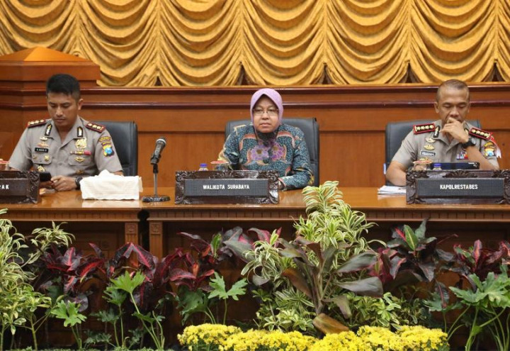 Risma Rapat Tiga Pilar Cegah Terorisme