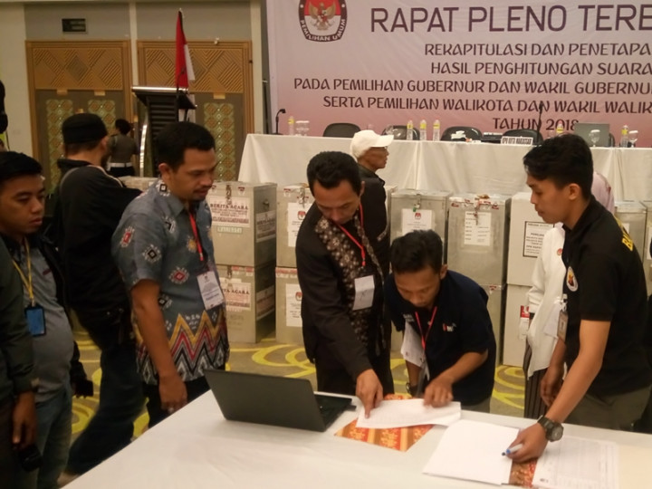 Kotak Kosong Unggul, Saksi Appi-Cicu Keberatan