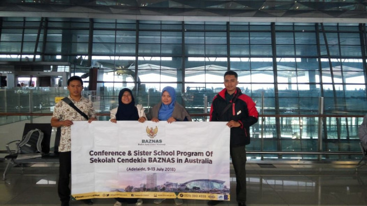 Guru Sekolah Cendekia BAZNAS Unjuk Prestasi di Australia